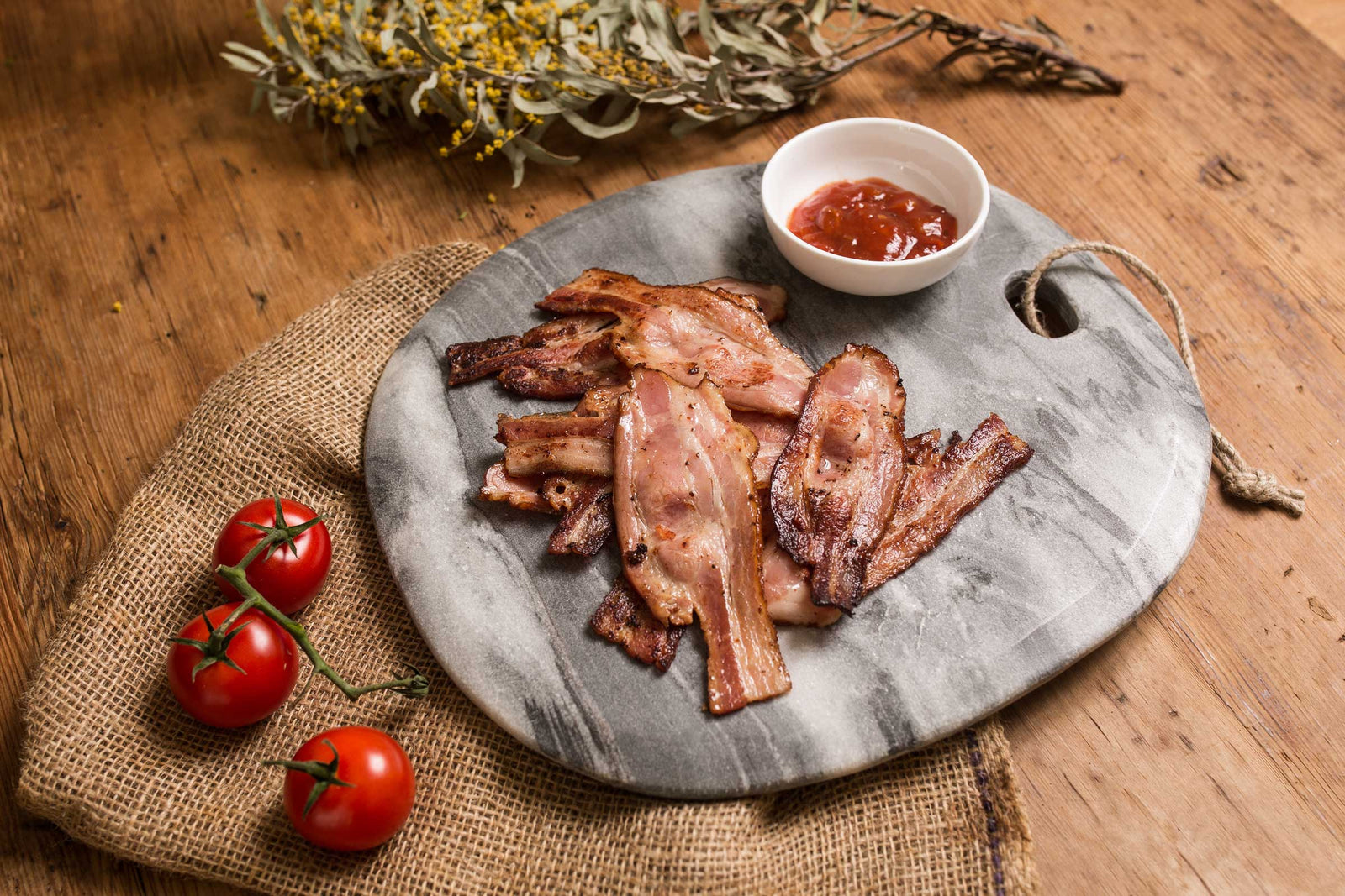 natural-hickory-bacon-scene